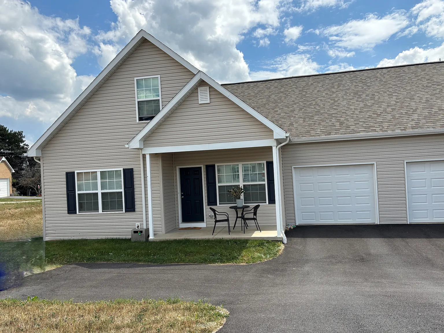 3 bed, 1499 sqft, $2,195 — Photo 4