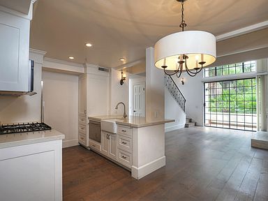123 Bath St APT A8, Santa Barbara, CA 93101 | Zillow