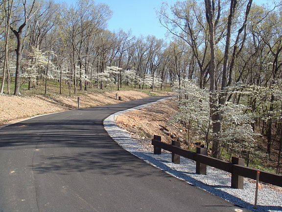 lots located on L of street