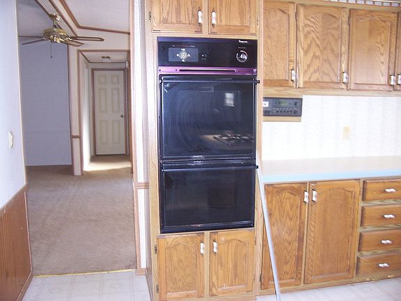 Wall oven/broiler combo