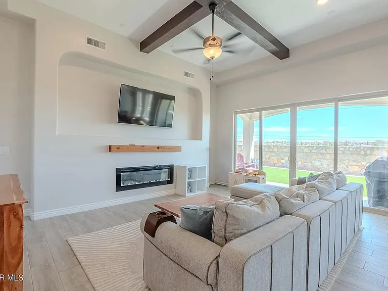 13364 Emerald Glass Dr — Photo 16