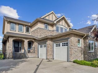 132 E Aspenshire Dr SW, Calgary, AB T3H 0P5