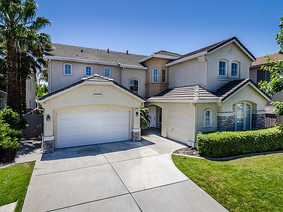 2nd image of 225 Running Wolf Ct