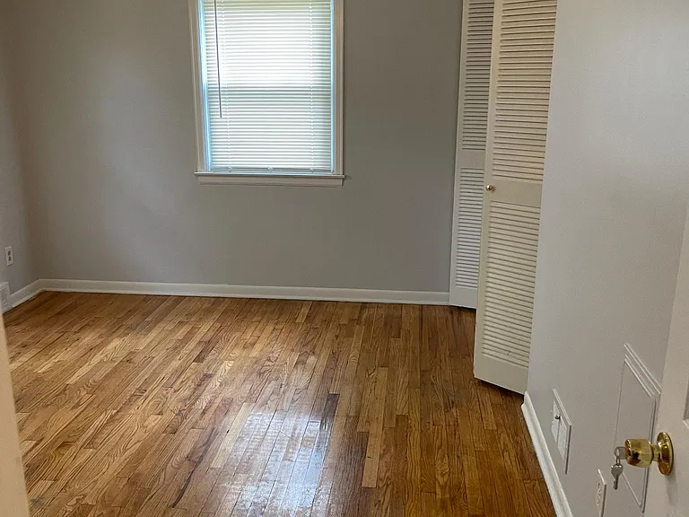 6911 Town Ln — Photo 10