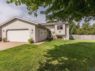 459 5th St, Chancellor, SD 57015