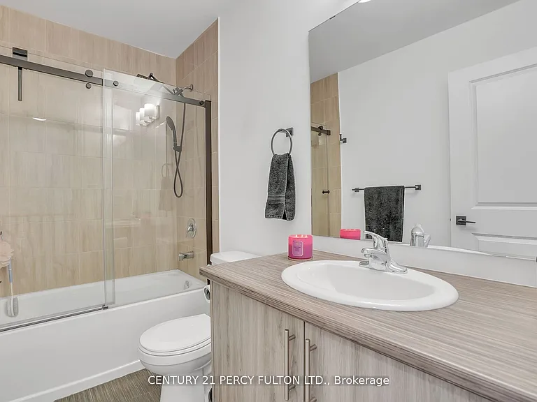 89 Fairlane Ave — Photo 21