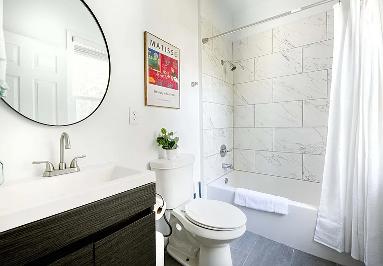 1351 Oxford Rd NE #4 — Photo 14