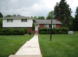 100 Yorkshire Dr, Pittsburgh, PA 15238