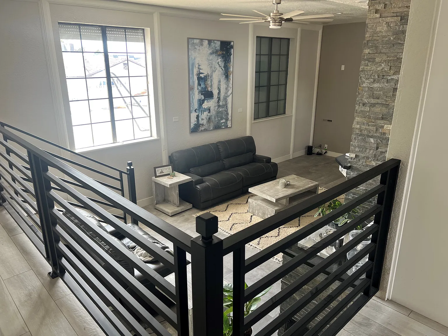 4 bed, 3982 sqft, $5,000 — Photo 2