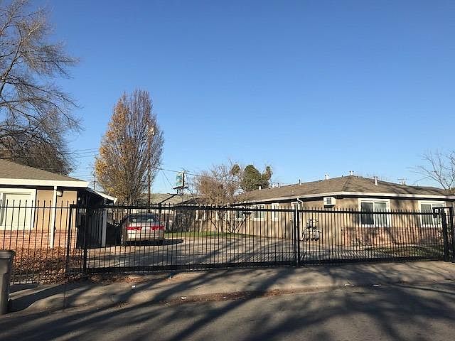2nd image of 5261 Young St