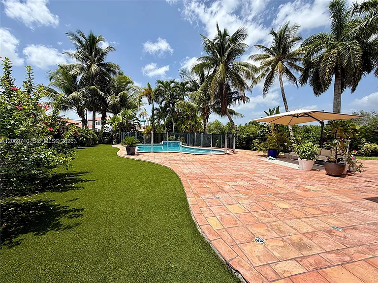 1764 SW 151st Pl — Photo 39