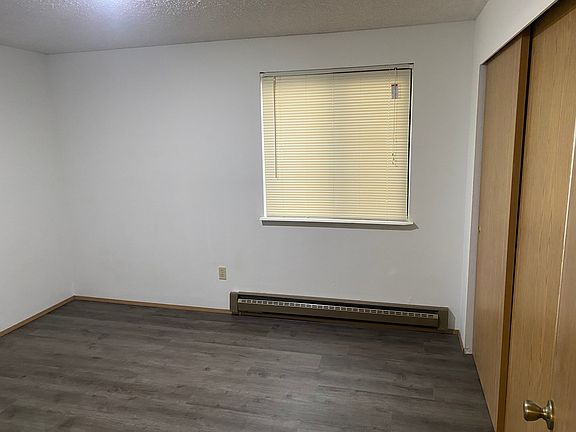 5th image of 6209 Lakewood Dr W #130
