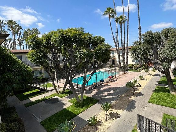 5th image of 804 N Azusa Ave APT 2