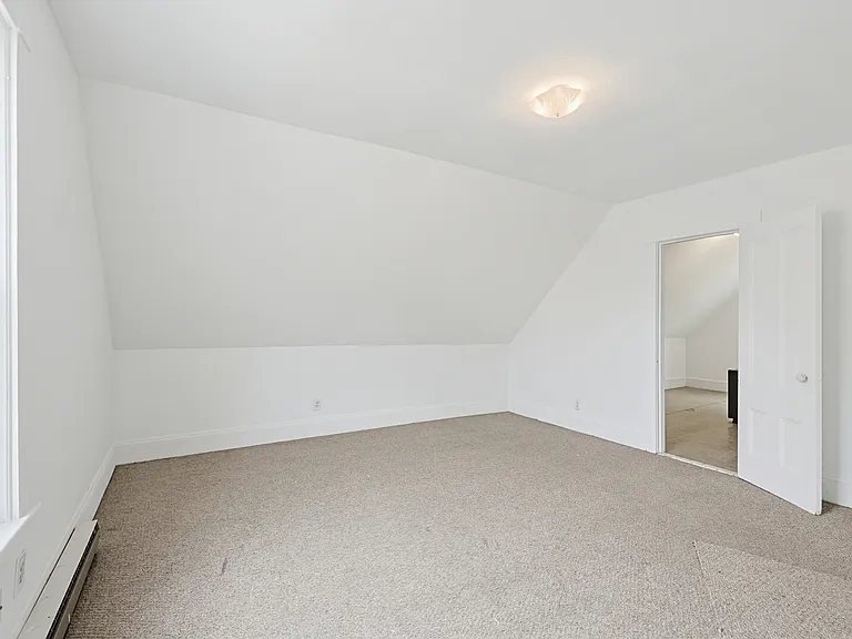 32 Stone Ave #32 — Photo 17
