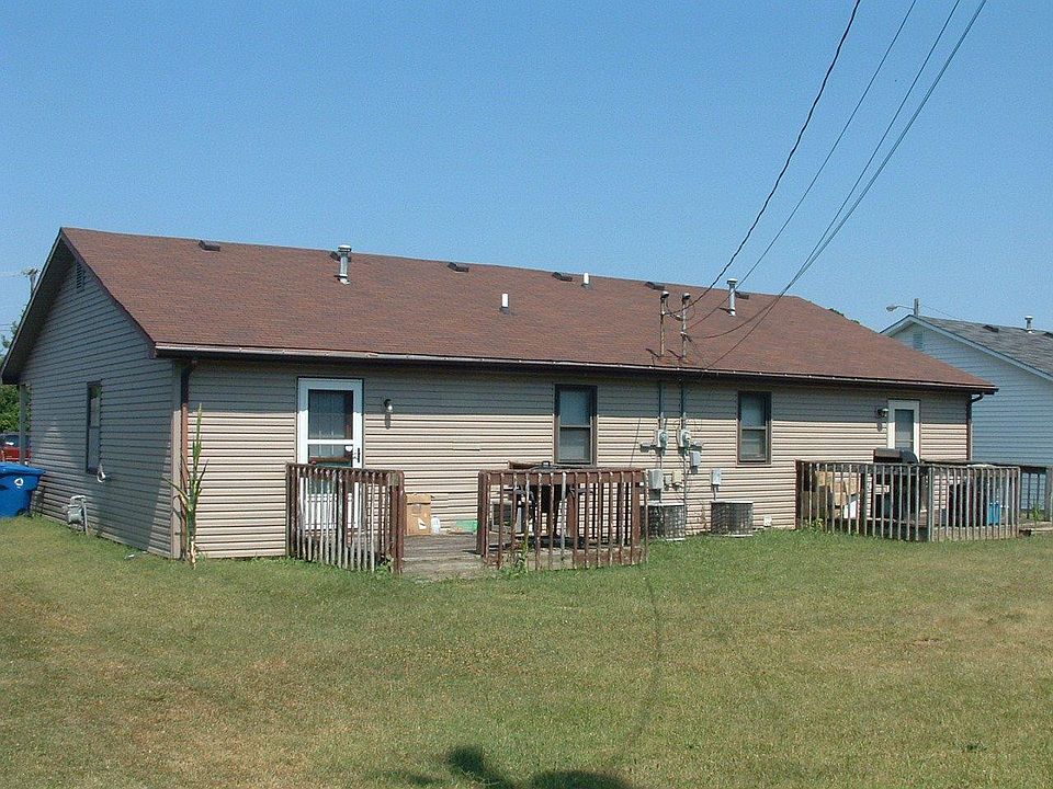 2nd image of 134 Westside Dr #136
