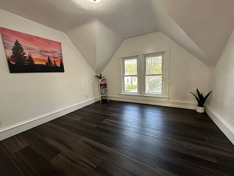 1027 Lincoln St — Photo 25