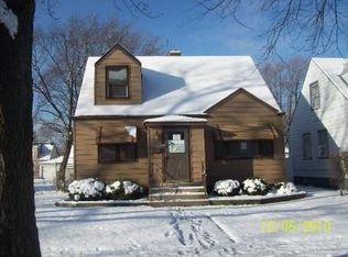 7714 S Trumbull Ave, Chicago, IL 60652