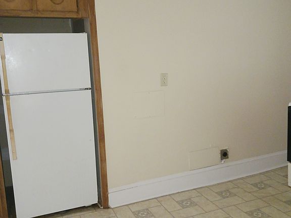 4th image of 349 Virginia Ave #2