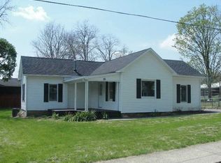 25 N Locust St, Mechanicsburg, OH 43044