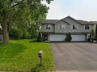 872 Wescott Sq, Eagan, MN 55123
