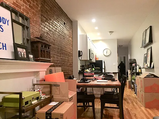 Rented by Yup Realty LLC | media 30