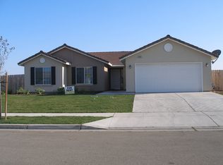2841 Florence Ave, Sanger, CA 93657