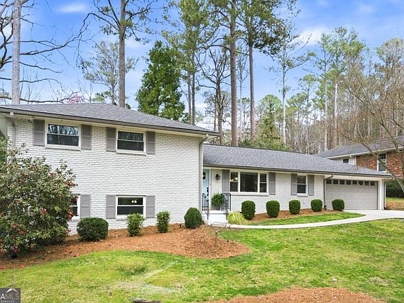 4th image of 2878 Blackwood Rd