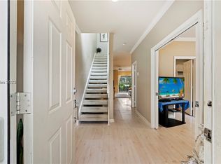 1 Gloucester Rd APT 1302, Hilton Head Island, SC 29928