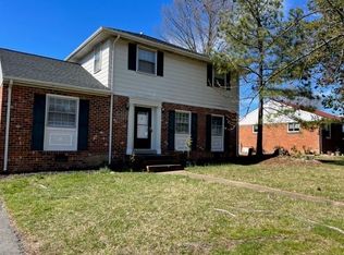4202 W End Dr, Henrico, VA 23294