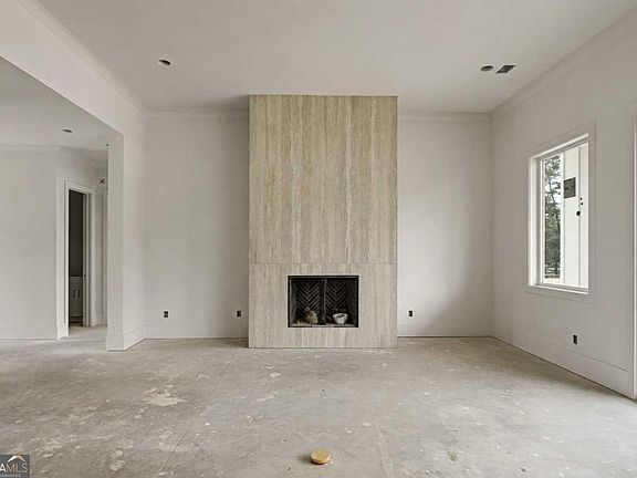4th image of 632 Arnold Mill Rd