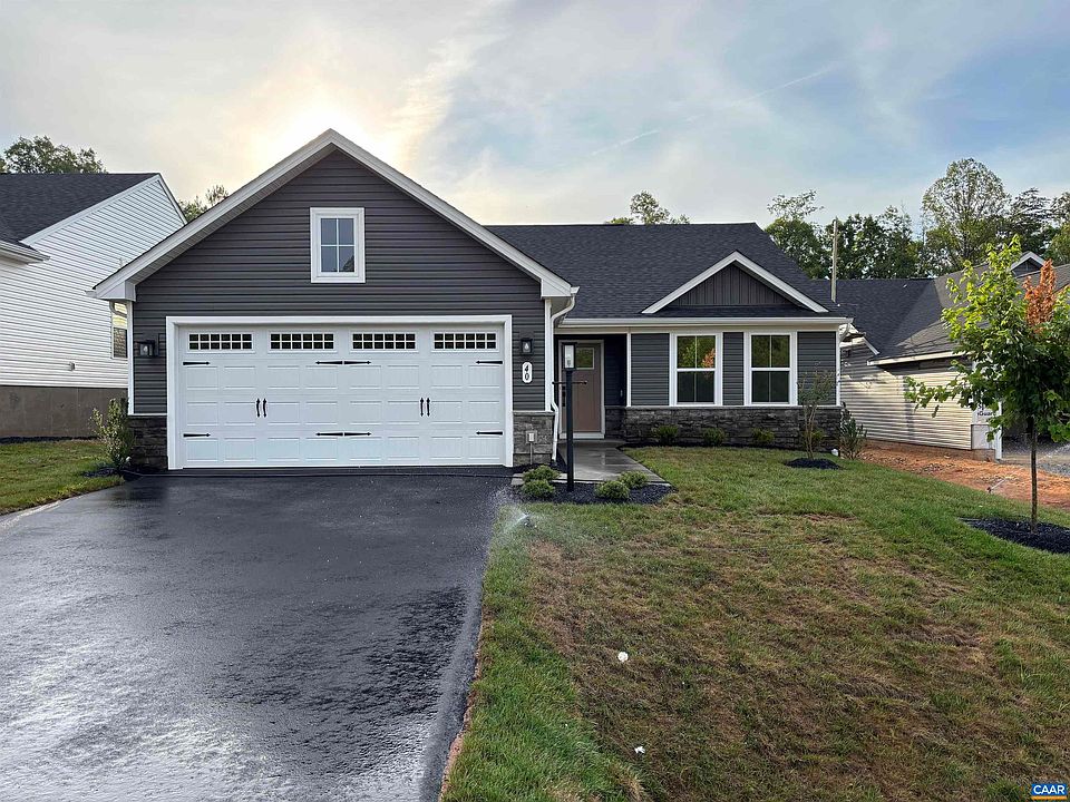 1st image of 40 Sequoia Dr