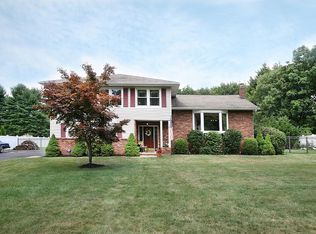 30 Reger Rd, Succasunna, NJ 07876