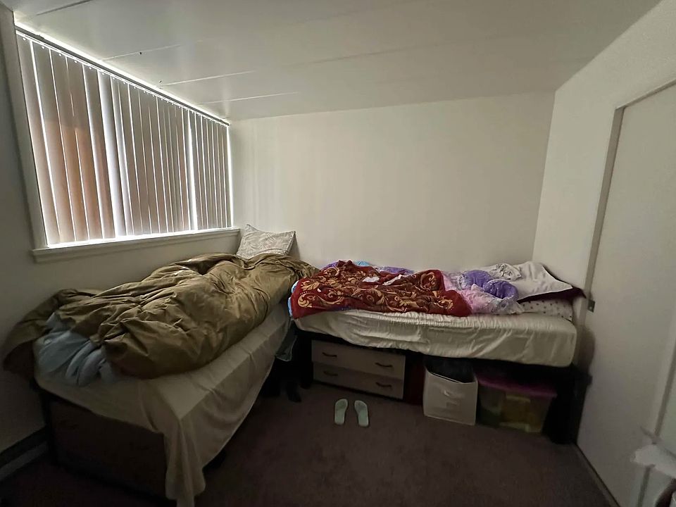 1st image of 350 Thompson St APT 105