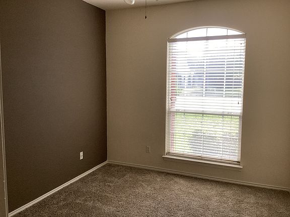 5th image of 2015 Norwood Ln