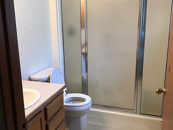 2nd image of 4403 W Lakeshore Dr