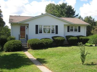 53 High View Dr, Carmel, NY 10512