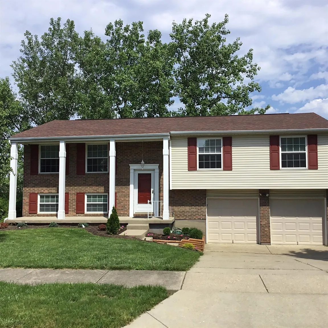 5372 Leatherwood Dr photo 1