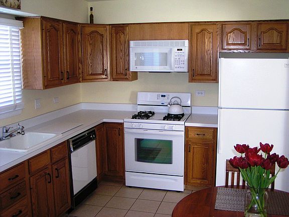 3rd image of 630 Cordial Dr
