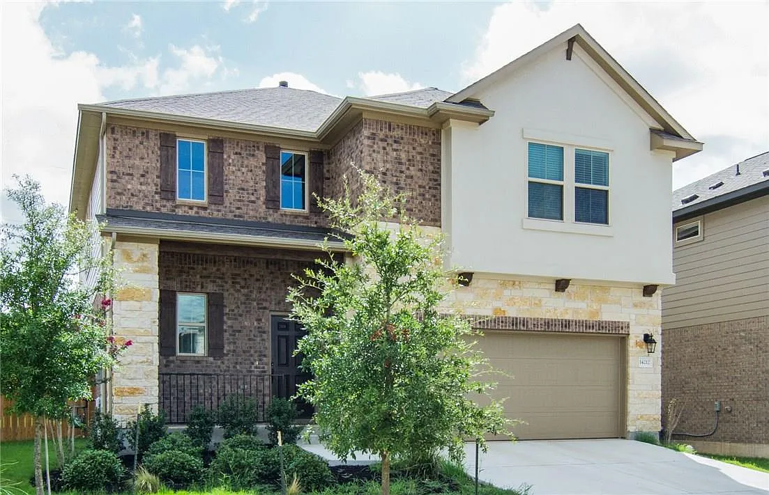 4 bed, 3.0 bath, 2611 sqft, $2,750 — Photo 3