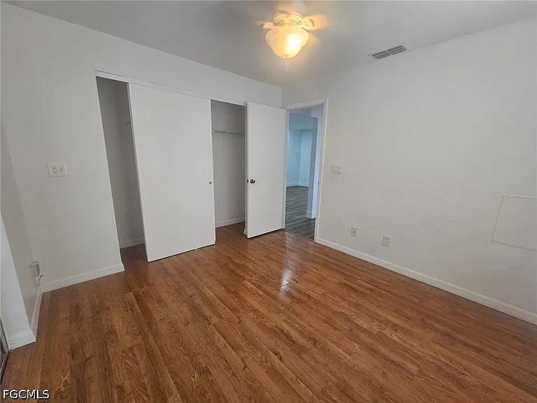 5989 Hillyer Ct W — Photo 10