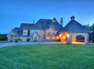 8600 Young Ln, Austin, TX 78737