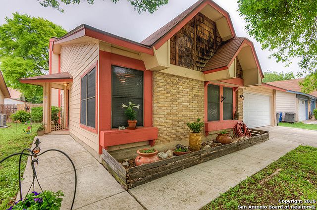 1st image of 6807 Country Lawn