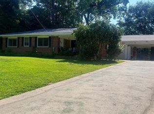 1285 Breezy Ln NE, Atlanta, GA 30329