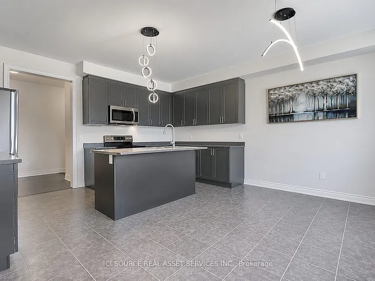 739 Clifford Perry Pl — Photo 16