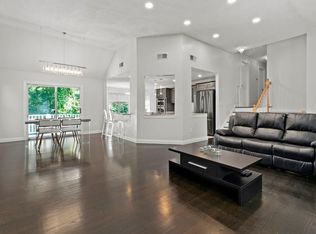 35 Abbey Ln, Canton, MA 02021