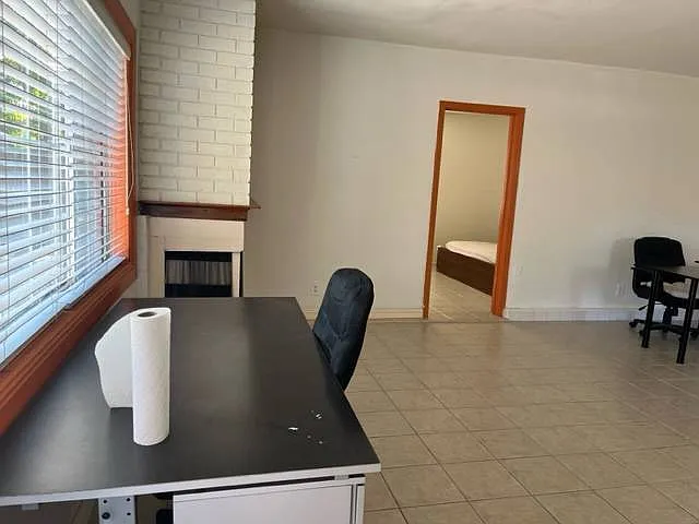 1 bed, 650 sqft, $1,750 — Photo 3