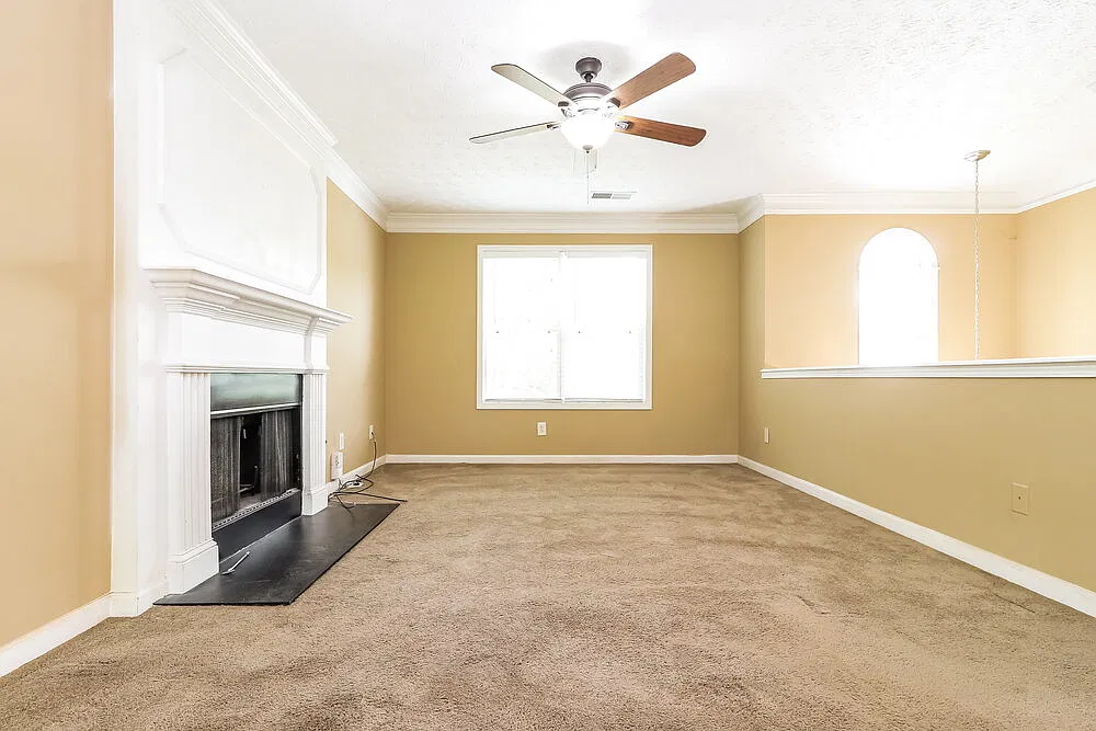 4 bed, 2.0 bath, 1540 sqft, $2,430 — Photo 3