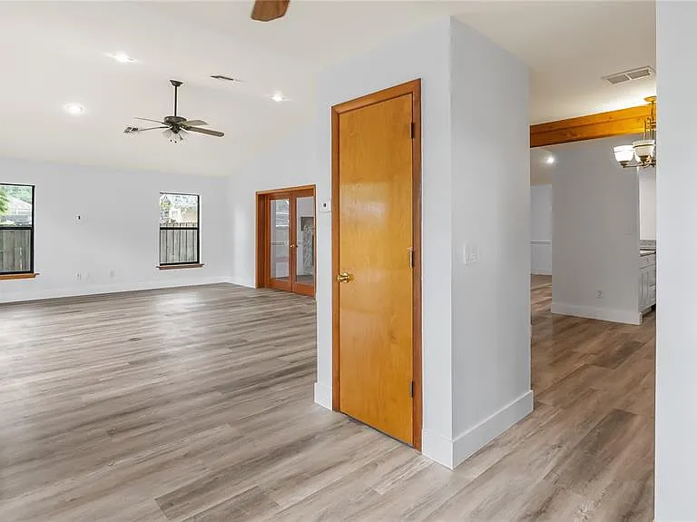 901 Cutler Rd — Photo 19