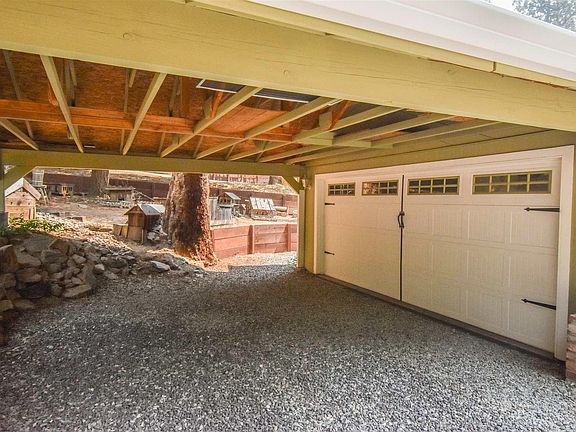 3rd image of 17789 Lark Dr