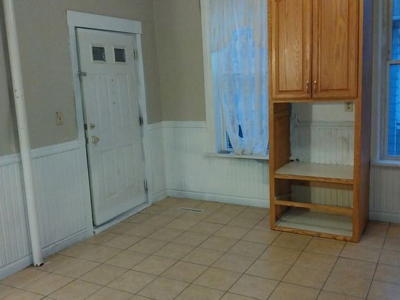 5th image of 2145A S 15th St #1